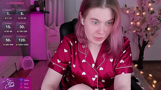 Snapshot of Nancy_Sun_ chatting on 12/13/24, 06:05 Nancy Sun  online show from 12/13/24, 06:05