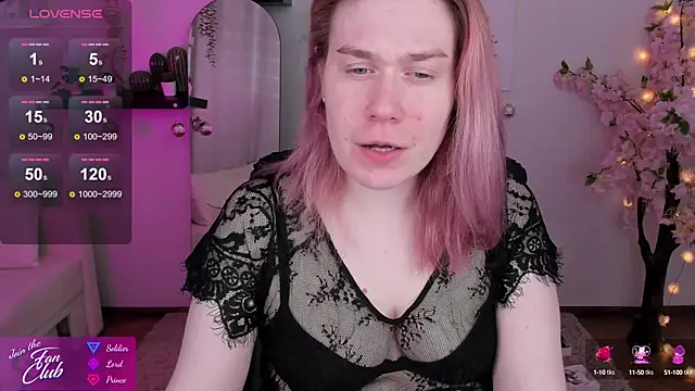 Snapshot of Nancy_Sun_ chatting on 12/18/24, 11:13 Nancy Sun  online show from 12/18/24, 11:13