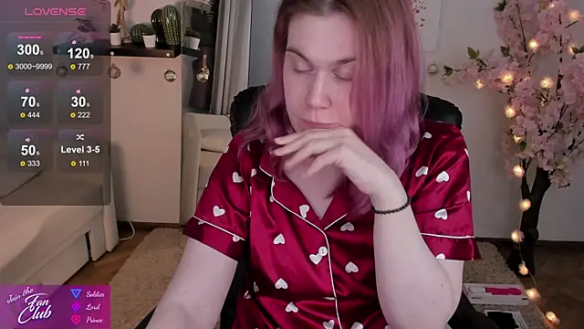 Snapshot of Nancy_Sun_ chatting on 01/09/25, 07:08 Nancy Sun  online show from 01/09/25, 07:08