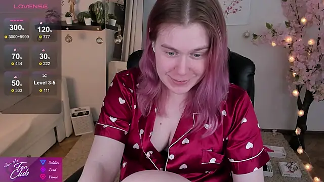 Snapshot of Nancy_Sun_ chatting on 01/10/25, 05:24 Nancy Sun  online show from 01/10/25, 05:24