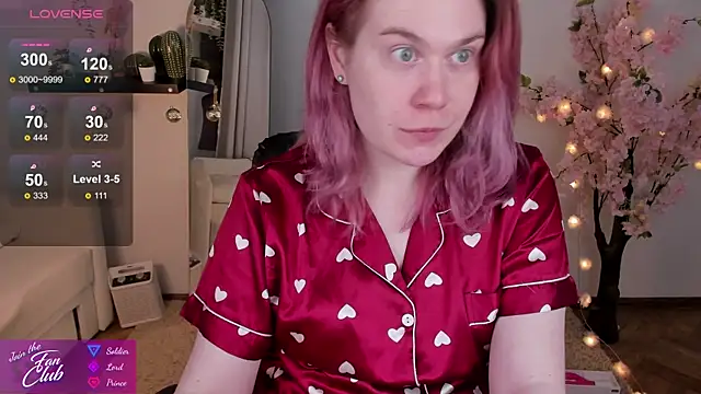 Snapshot of Nancy_Sun_ chatting on 01/11/25, 10:51 Nancy Sun  online show from 01/11/25, 10:51