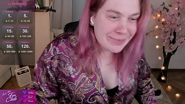 Snapshot of Nancy_Sun_ chatting on 01/16/25, 02:19 Nancy Sun  online show from 01/16/25, 02:19