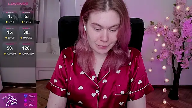 Snapshot of Nancy_Sun_ chatting on 01/29/25, 06:07 Nancy Sun  online show from 01/29/25, 06:07