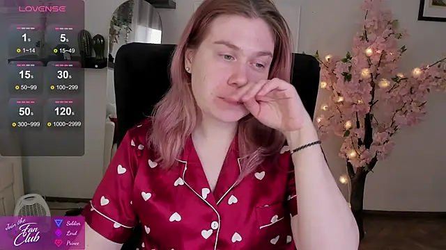 Snapshot of Nancy_Sun_ chatting on 02/05/25, 11:23 Nancy Sun  online show from 02/05/25, 11:23