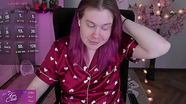 Snapshot of Nancy_Sun_ chatting on 02/13/25, 03:46 Nancy Sun  online show from 02/13/25, 03:46