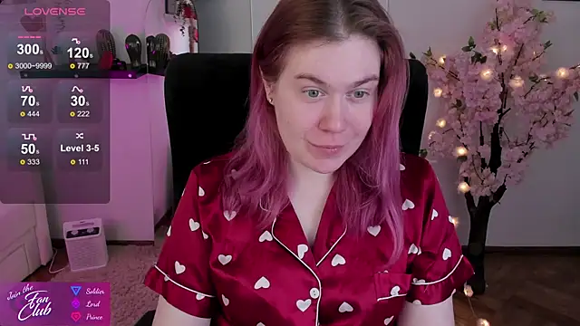 Snapshot of Nancy_Sun_ chatting on 02/19/25, 12:00 Nancy Sun  online show from 02/19/25, 12:00