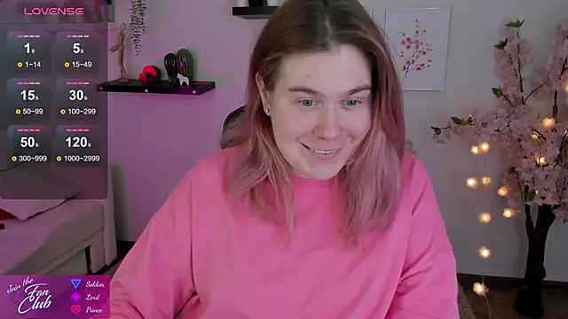 Snapshot of Nancy_Sun_ chatting on 03/20/25, 04:09 Nancy Sun  online show from 03/20/25, 04:09