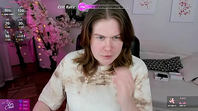 Snapshot of Nancy_Sun_ chatting on 09/24/25, 04:32 Nancy Sun  online show from 09/24/25, 04:32