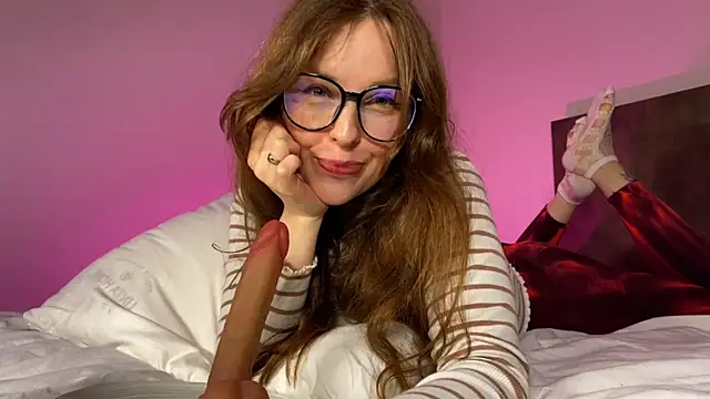 Pi-x-ie online show from 04/11/26, 08:46