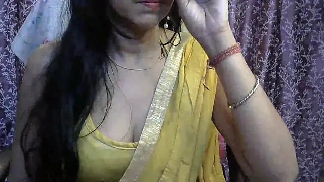 Snapshot of iam-moni2 chatting on 02/28/25, 02:31 iam-moni2 online show from 02/28/25, 02:31