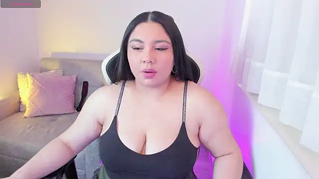 ambar-wells online show from 10/17/25, 04:20