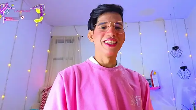 Ariel Femboy  online show from 01/07/26, 05:10