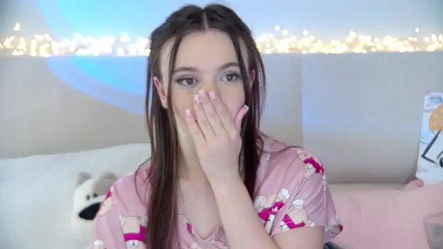 ElisabethDavis online show from 01/21/25, 09:15