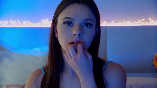 ElisabethDavis online show from 03/10/25, 10:02