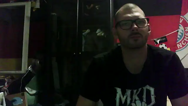 Snapshot of Die-geile-Sau chatting on 09/28/25, 07:41 Die-geile-Sau online show from 09/28/25, 07:41