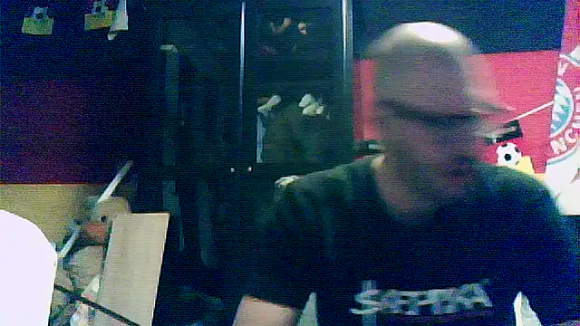 Snapshot of Die-geile-Sau chatting on 10/25/25, 08:14 Die-geile-Sau online show from 10/25/25, 08:14