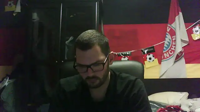 Die-geile-Sau online show from 11/22/25, 09:25