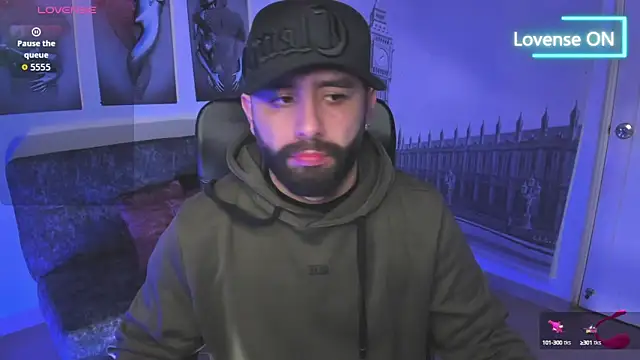 jhon bear03 online show from 10/14/25, 11:11