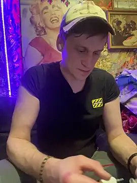 Snapshot of BarryKingsman chatting on 02/16/25, 04:20 BarryKingsman online show from 02/16/25, 04:20