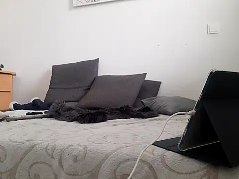 Snapshot of Ebinator666 chatting on 03/22/25, 08:51 Ebinator666 online show from 03/22/25, 08:51