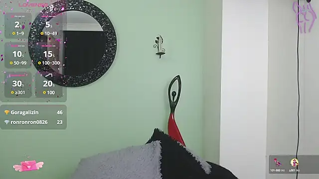 Snapshot of Sofia_Franco_ chatting on 03/19/25, 11:47 Sofia Franco online show from 03/19/25, 11:47