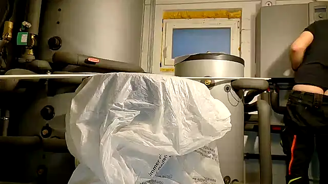 Nikeyone2 online show from 12/14/24, 02:53