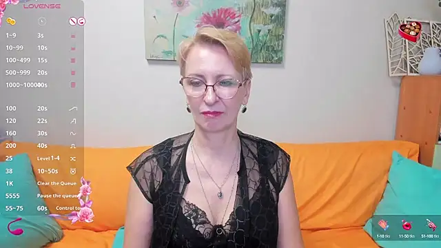 iamyourdream89 online show from 03/18/25, 09:32