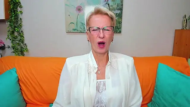 iamyourdream89 online show from 09/20/25, 08:48