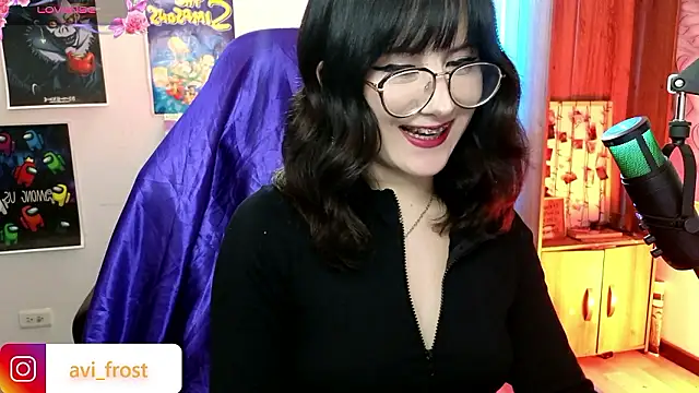 Snapshot of avi_frost chatting on 12/05/24, 08:11 avi frost online show from 12/05/24, 08:11