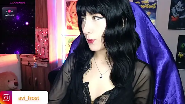 Snapshot of avi_frost chatting on 03/11/25, 05:16 avi frost online show from 03/11/25, 05:16