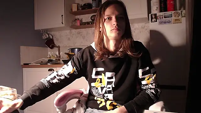 Frank Fraer online show from 09/18/25, 06:43