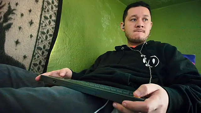 sweet cock28 online show from 01/14/25, 03:36