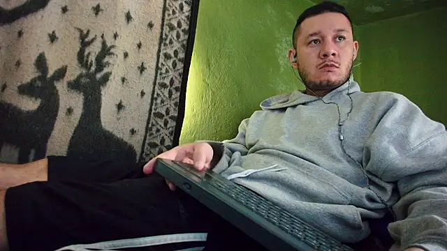 sweet cock28 online show from 01/25/25, 03:30