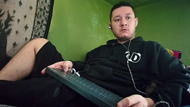 sweet cock28 online show from 02/03/25, 03:49