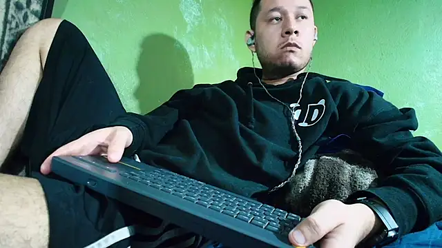 sweet cock28 online show from 02/03/25, 06:49