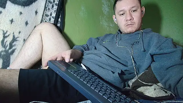 sweet cock28 online show from 10/14/25, 03:40