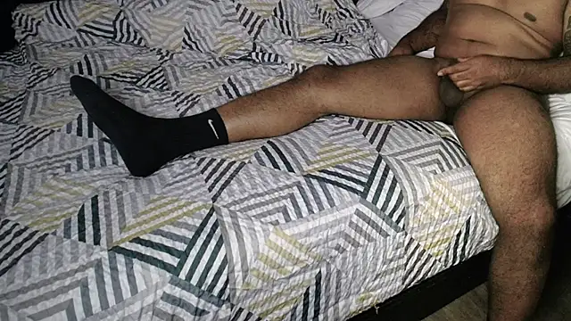 Snapshot of MrYourFantasy chatting on 02/01/26, 08:02 MrYourFantasy online show from 02/01/26, 08:02