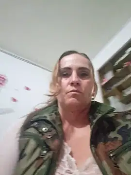 Snapshot of SeductionSilera chatting on 02/14/25, 06:29 SeductionSilera online show from 02/14/25, 06:29