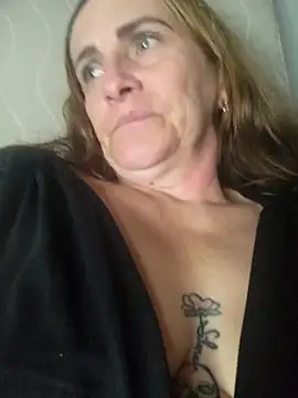 Snapshot of SeductionSilera chatting on 02/16/25, 06:54 SeductionSilera online show from 02/16/25, 06:54