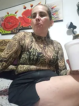 Snapshot of SeductionSilera chatting on 02/18/25, 06:26 SeductionSilera online show from 02/18/25, 06:26