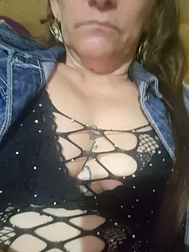 Snapshot of SeductionSilera chatting on 02/20/25, 02:02 SeductionSilera online show from 02/20/25, 02:02