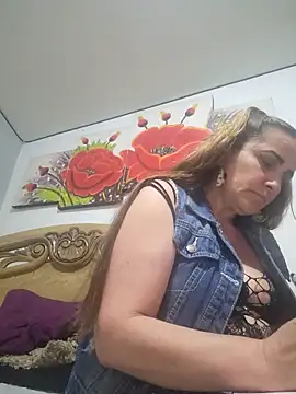 Snapshot of SeductionSilera chatting on 02/20/25, 09:53 SeductionSilera online show from 02/20/25, 09:53