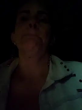 Snapshot of SeductionSilera chatting on 02/27/25, 02:43 SeductionSilera online show from 02/27/25, 02:43