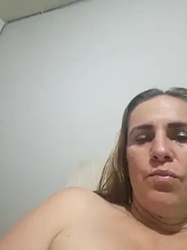 Snapshot of SeductionSilera chatting on 03/01/25, 09:04 SeductionSilera online show from 03/01/25, 09:04