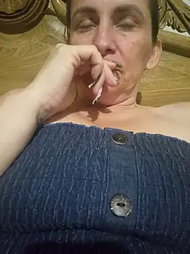 Snapshot of SeductionSilera chatting on 03/10/25, 02:39 SeductionSilera online show from 03/10/25, 02:39