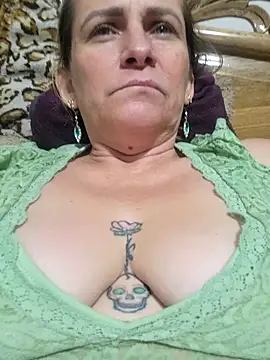 Snapshot of SeductionSilera chatting on 09/09/25, 04:01 SeductionSilera online show from 09/09/25, 04:01