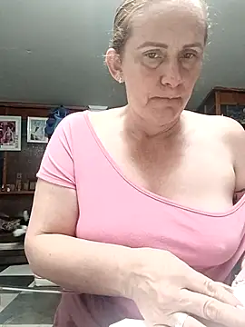 Snapshot of SeductionSilera chatting on 11/14/25, 03:38 SeductionSilera online show from 11/14/25, 03:38