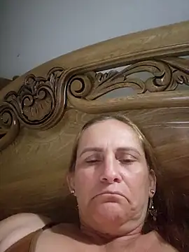 Snapshot of SeductionSilera chatting on 11/20/25, 05:29 SeductionSilera online show from 11/20/25, 05:29