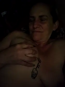 Snapshot of SeductionSilera chatting on 04/04/26, 04:55 SeductionSilera online show from 04/04/26, 04:55