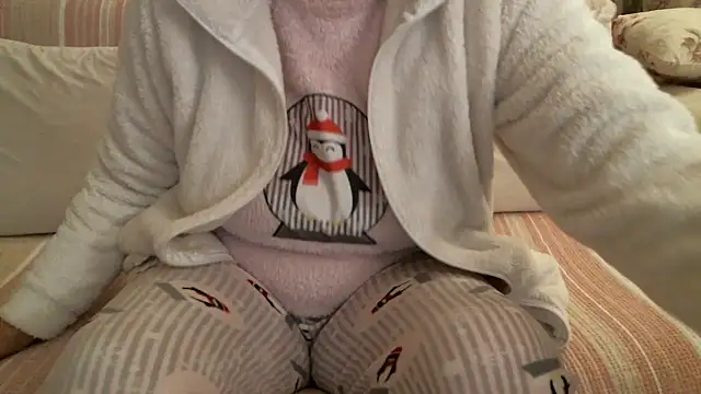 mysteriouscouple001 online show from 12/30/24, 03:14